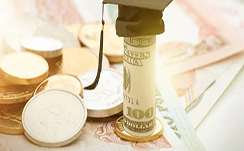 黄金高位横盘，是蓄势待发还是强弩之末？